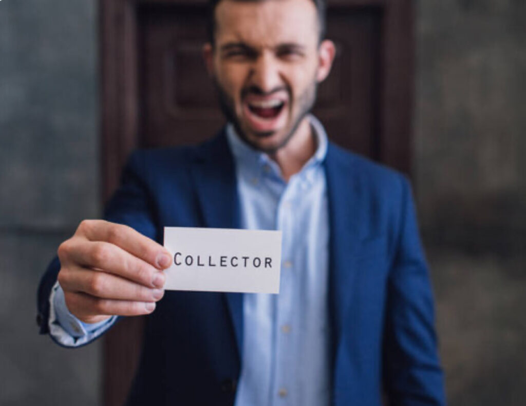 Дзвінки колекторів родичам